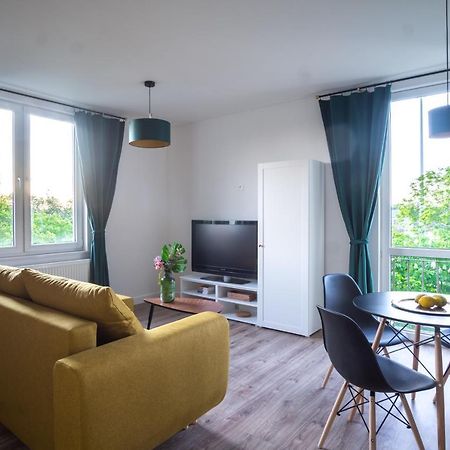 Roomsy Oliwska Gdansk Bagian luar foto